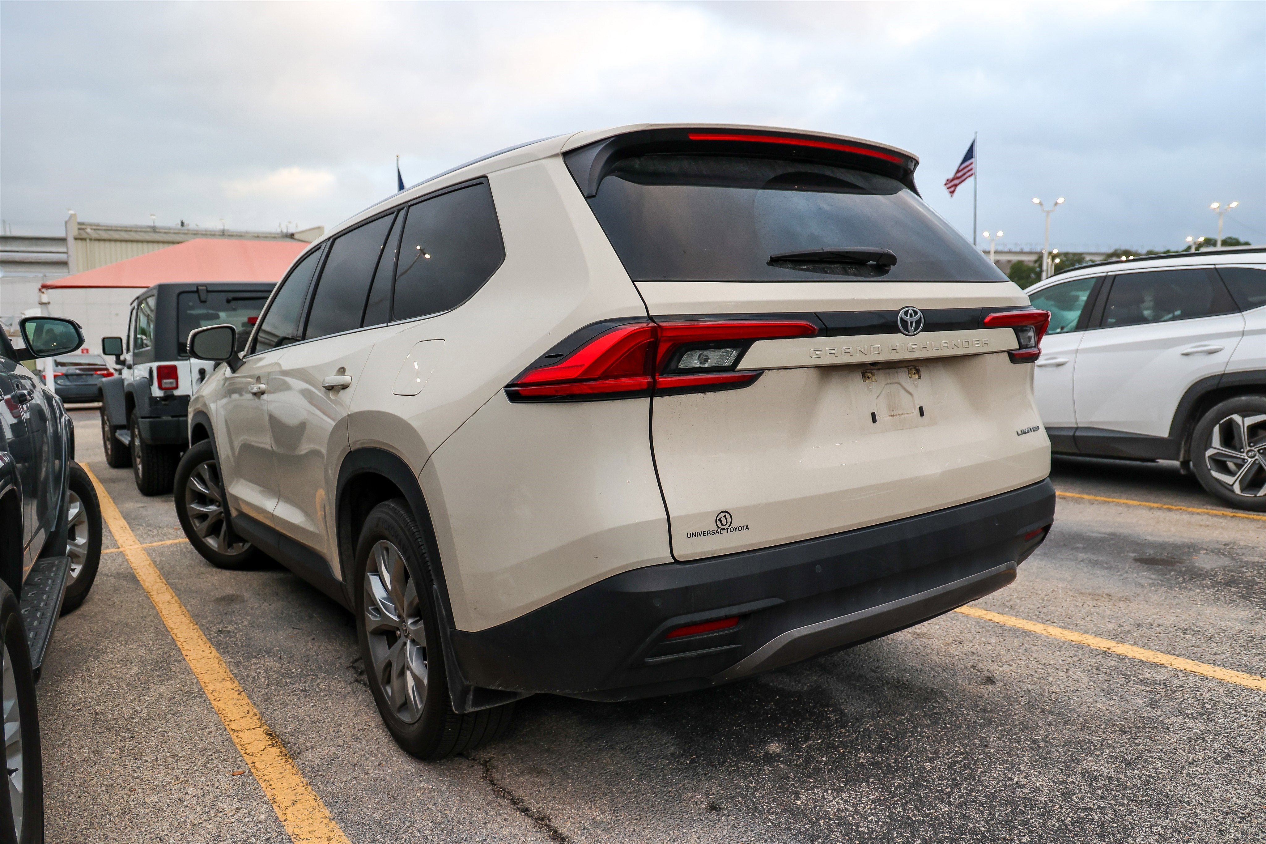 2024 Toyota GRAND HIGHLANDER Limited