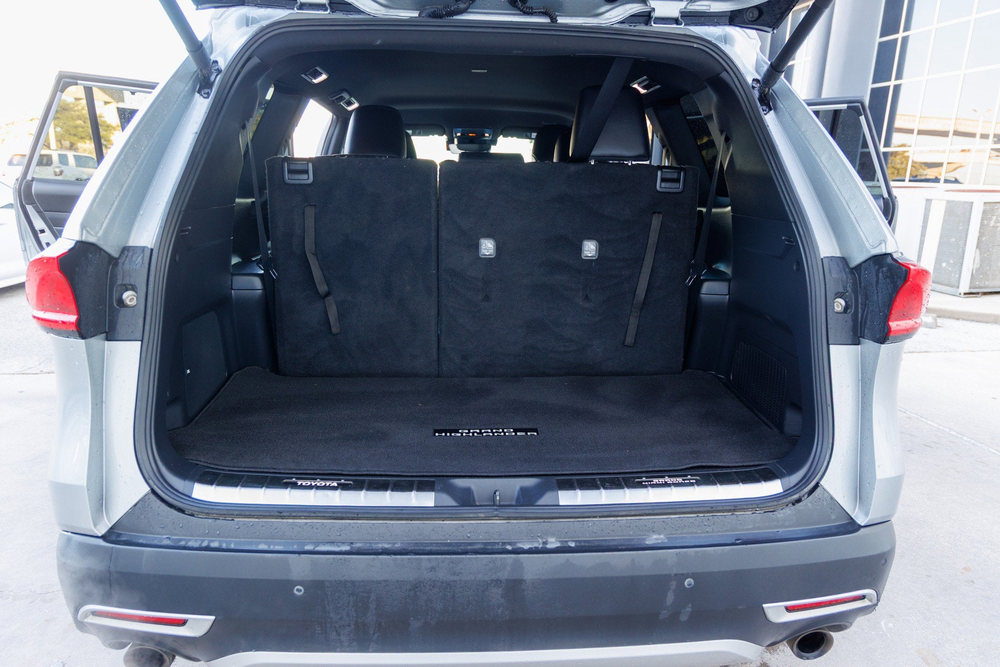 2024 Toyota GRAND HIGHLANDER HV Hybrid MAX Platinum