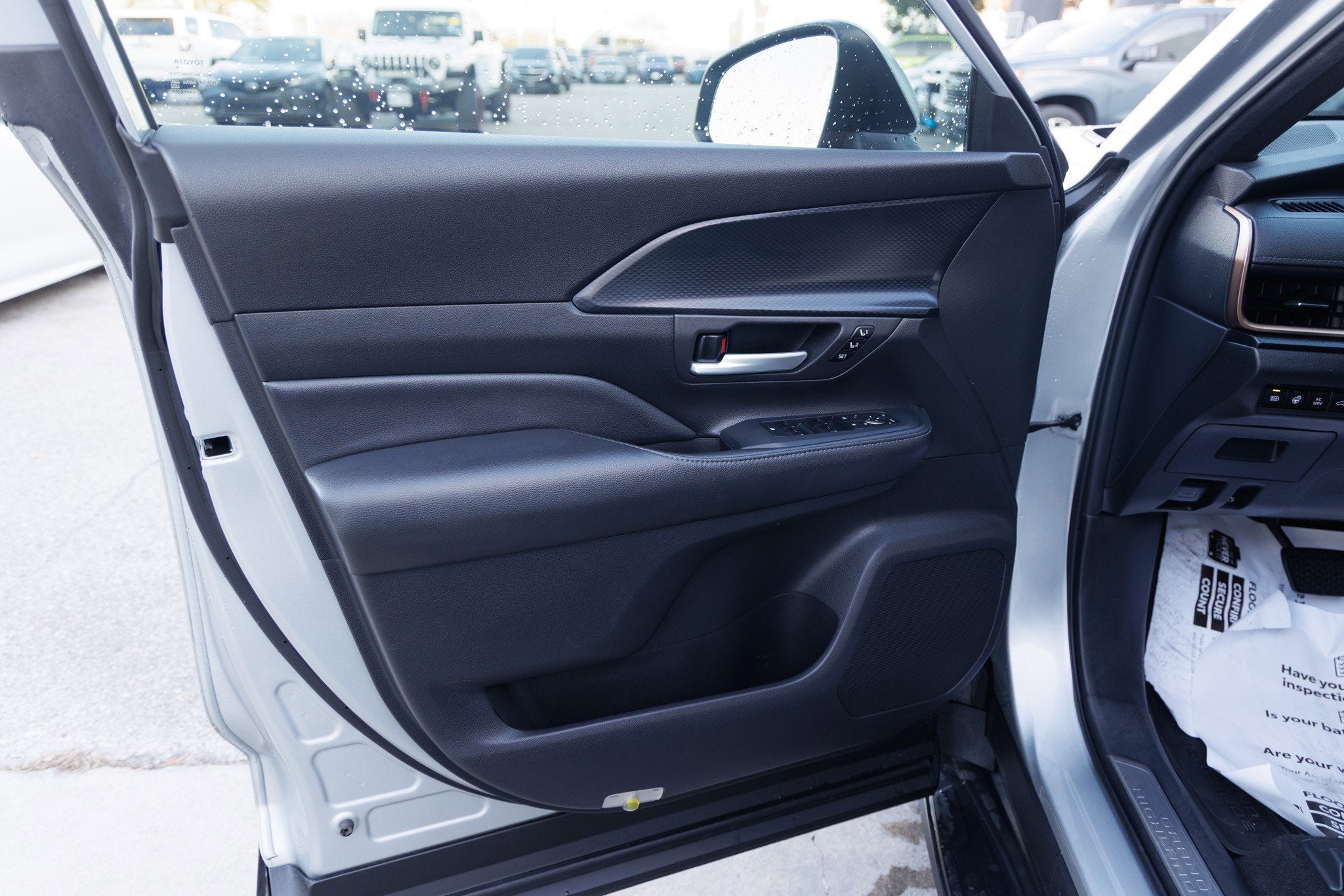 2024 Toyota GRAND HIGHLANDER HV Hybrid MAX Platinum