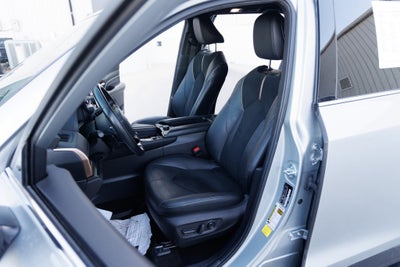 2024 Toyota GRAND HIGHLANDER HV Hybrid MAX Platinum