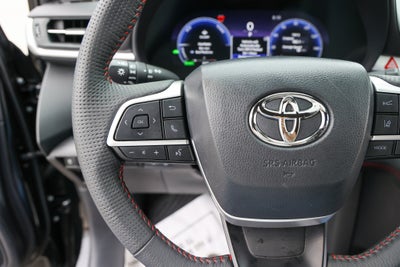 2025 Toyota SIENNA XSE XSE