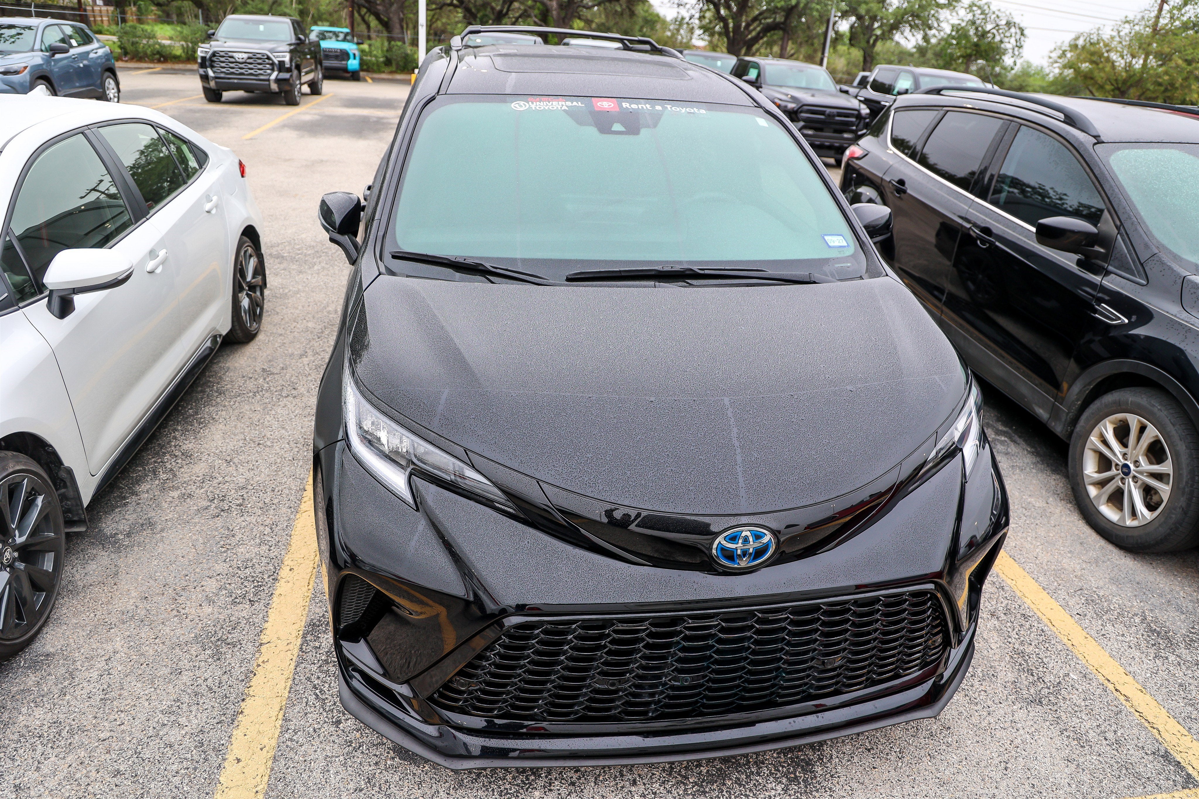 2025 Toyota Sienna XSE
