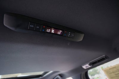 2025 Toyota SIENNA XSE XSE