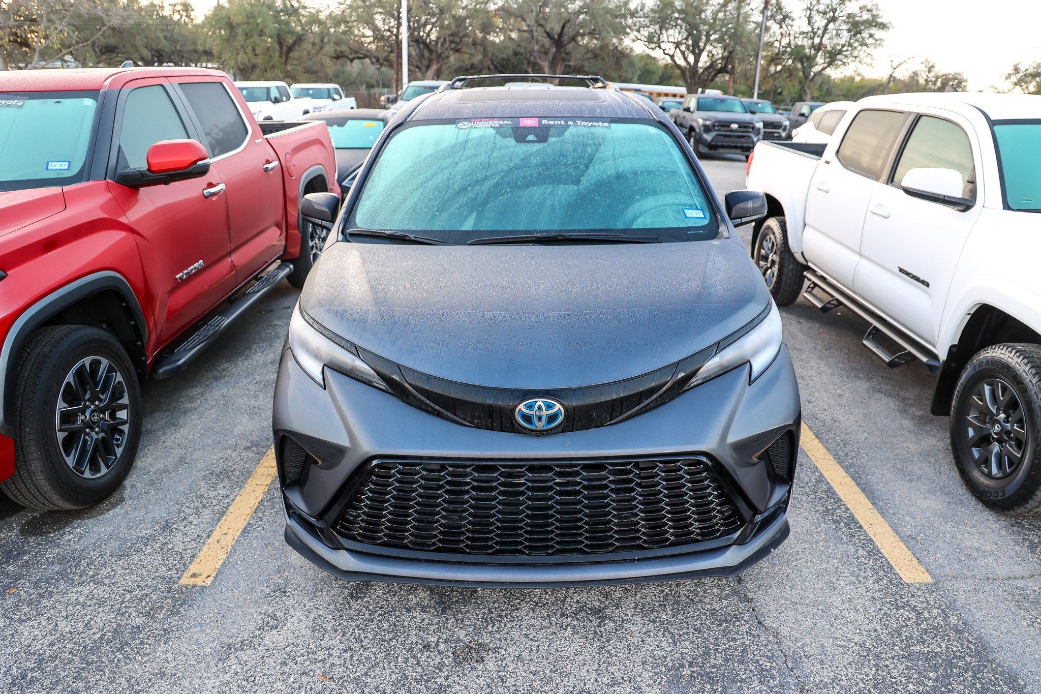 2025 Toyota SIENNA XSE XSE