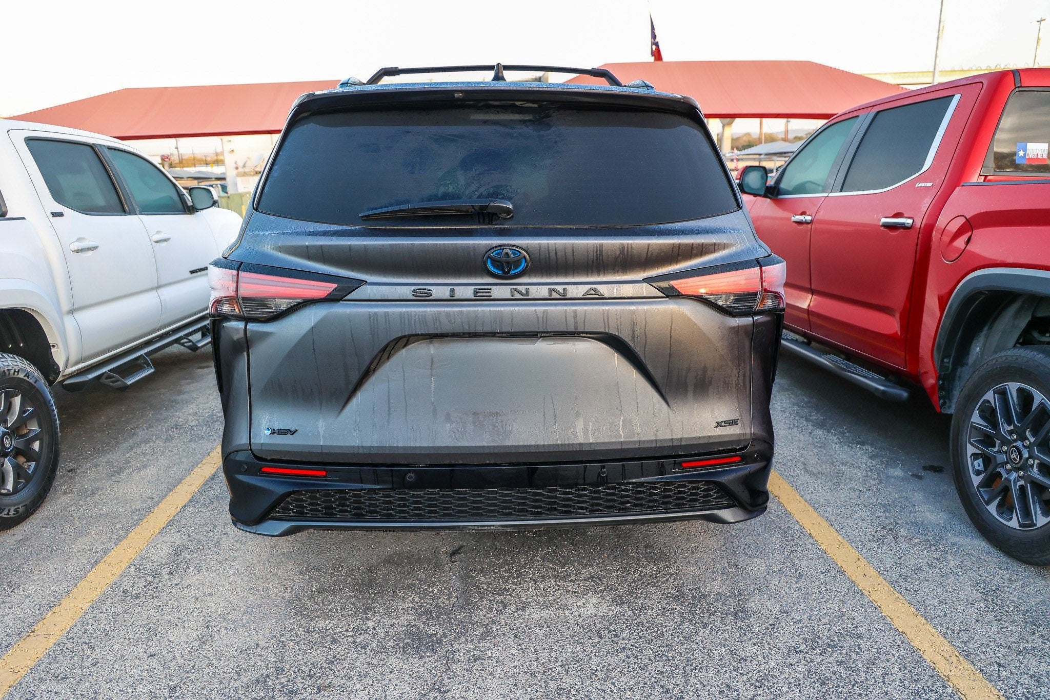 2025 Toyota SIENNA XSE XSE