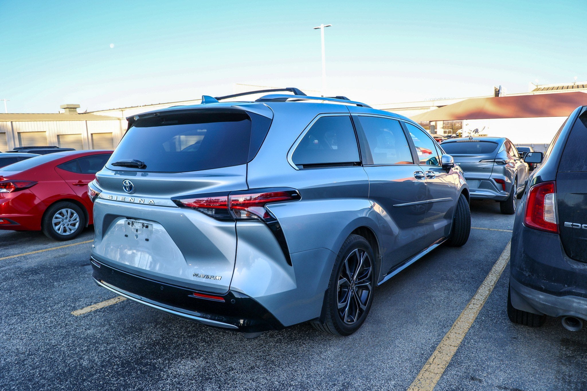 2025 Toyota SIENNA PLATINUM Platinum