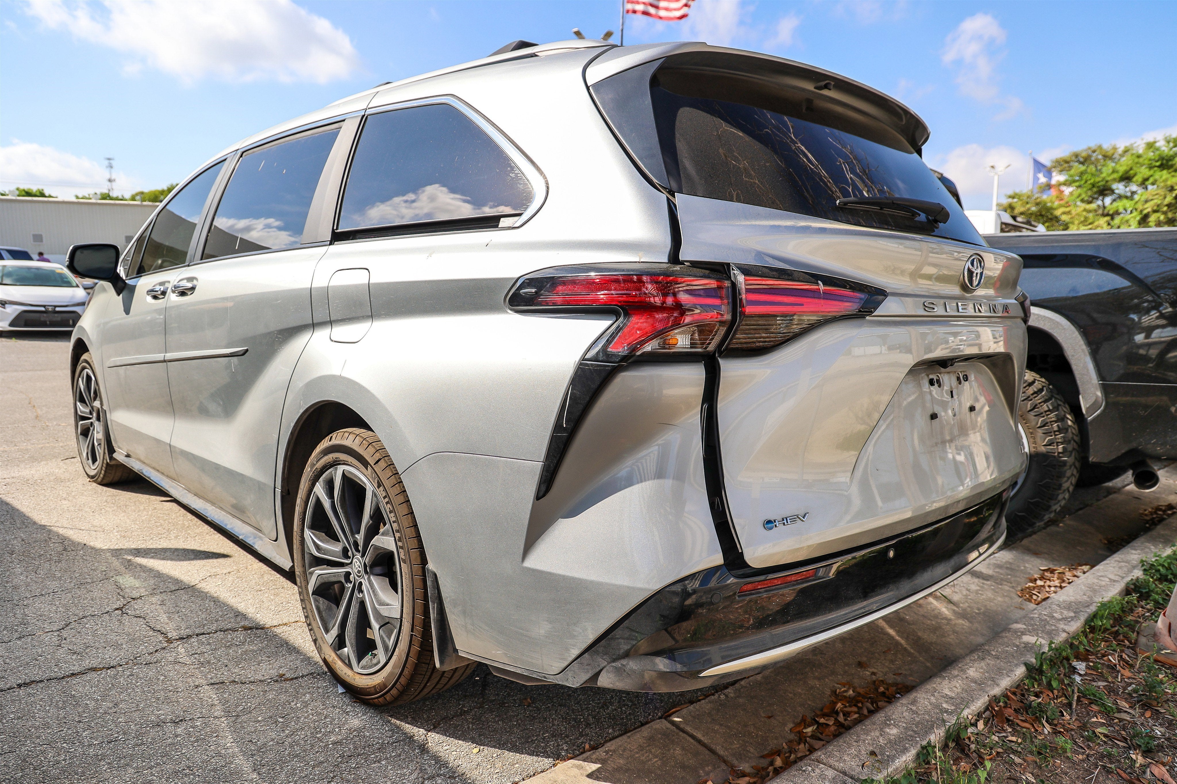 2025 Toyota SIENNA PLATINUM Platinum