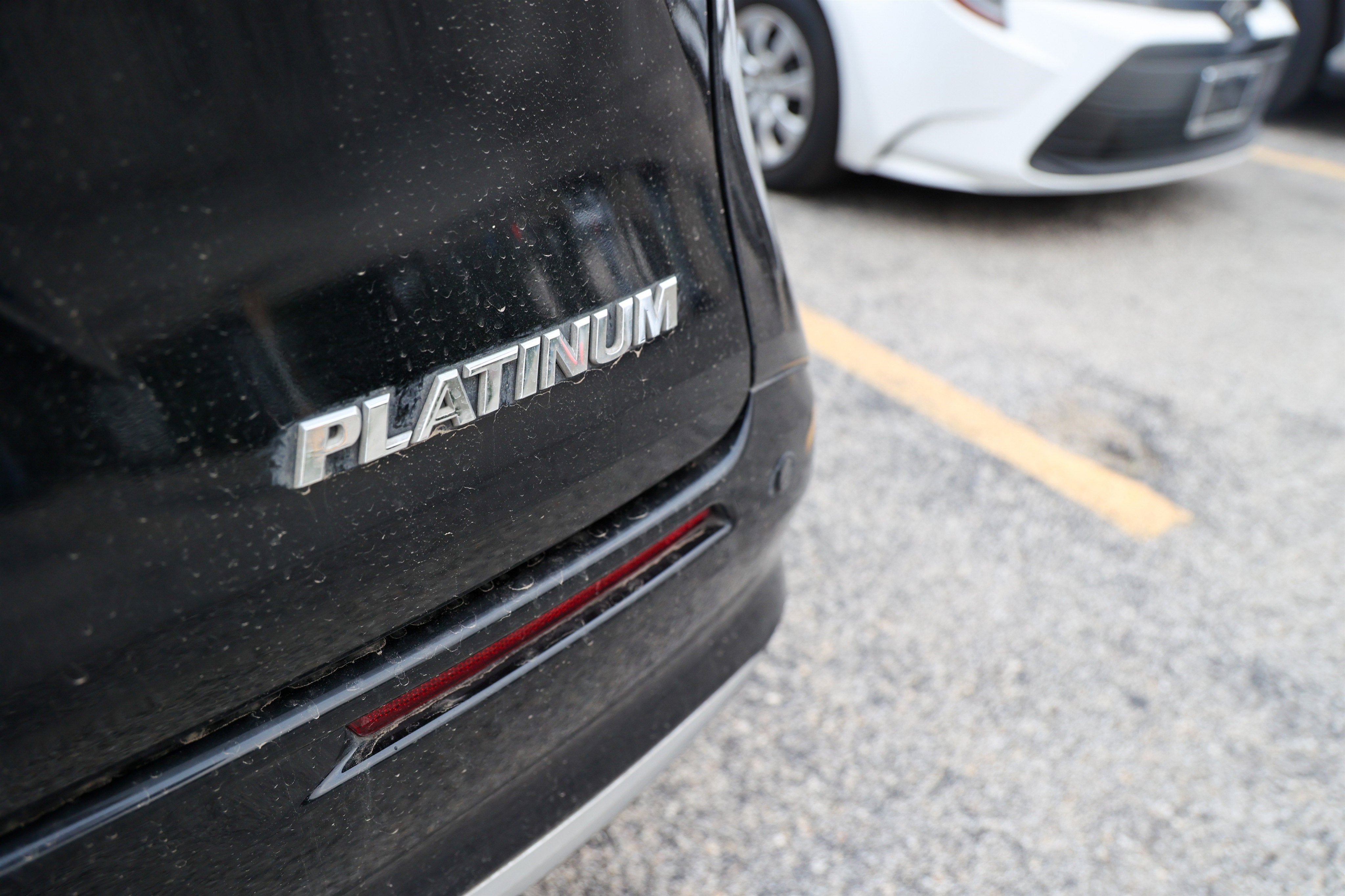 2025 Toyota Sienna Platinum