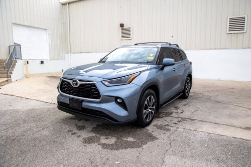 2021 Toyota HIGHLANDER XLE