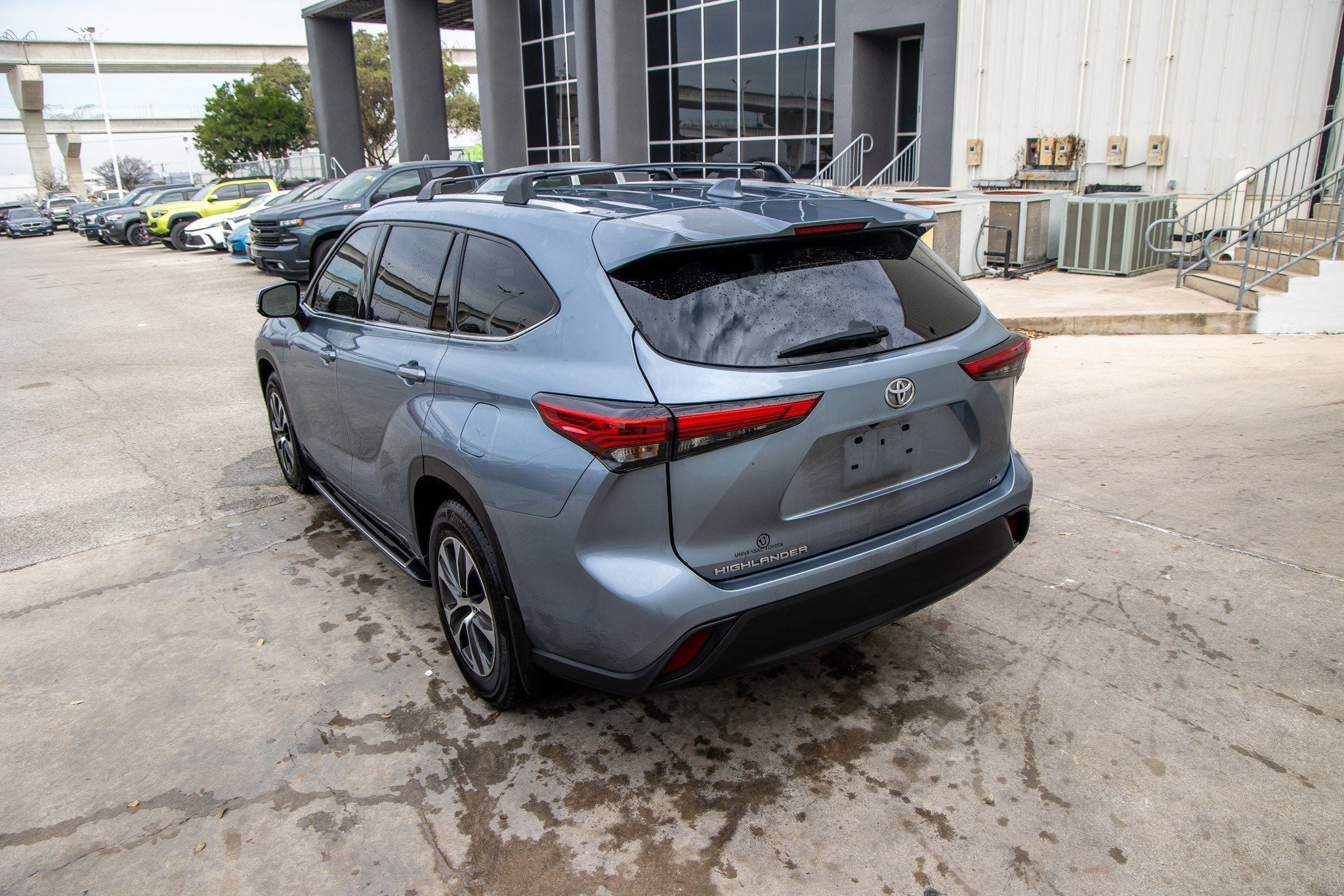 2021 Toyota HIGHLANDER XLE