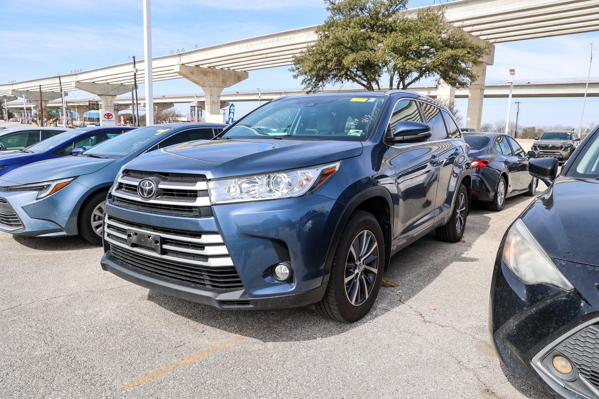 2018 Toyota HIGHLANDER XLE