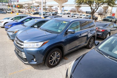 2018 Toyota HIGHLANDER XLE