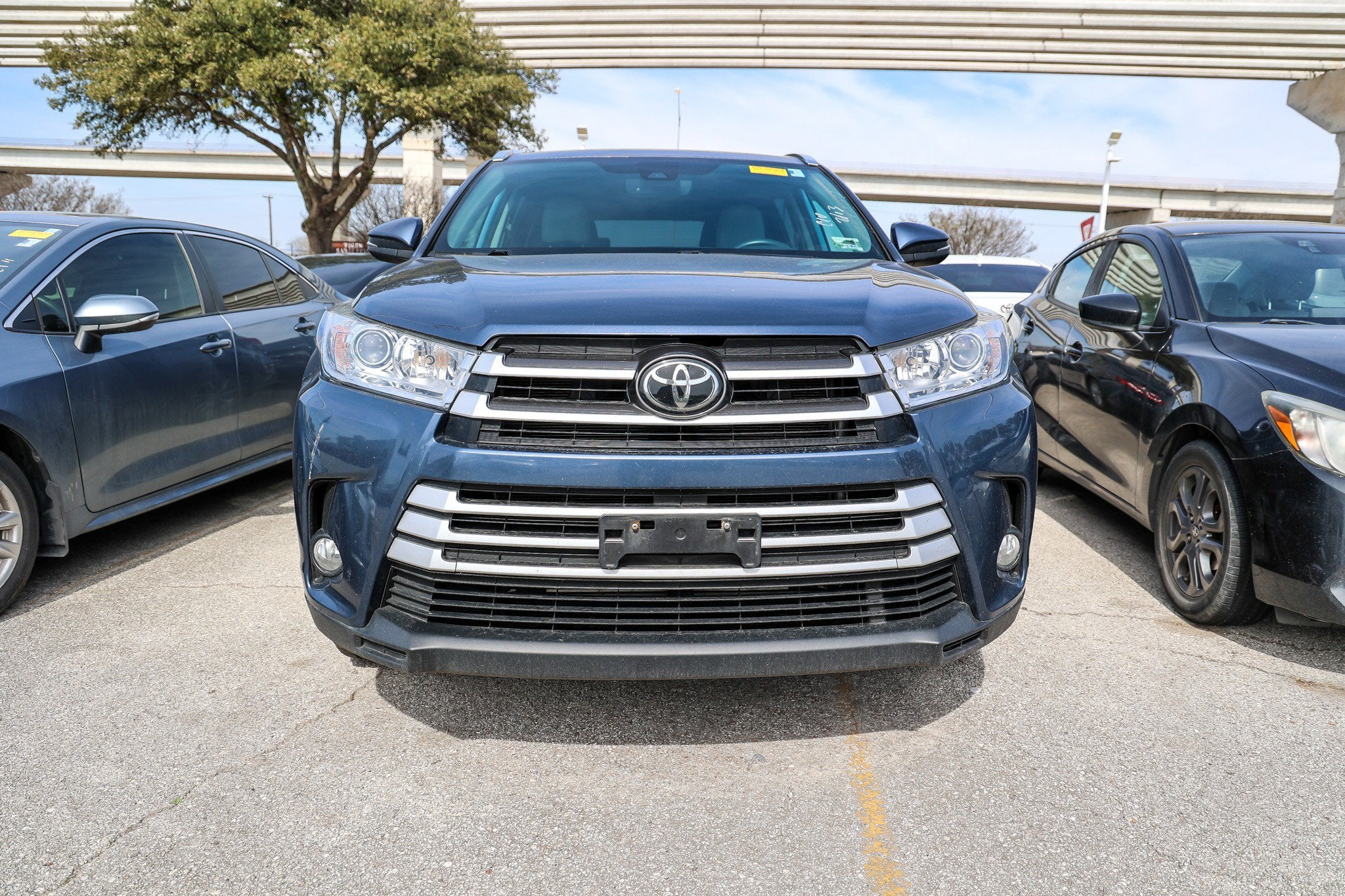 2018 Toyota HIGHLANDER XLE