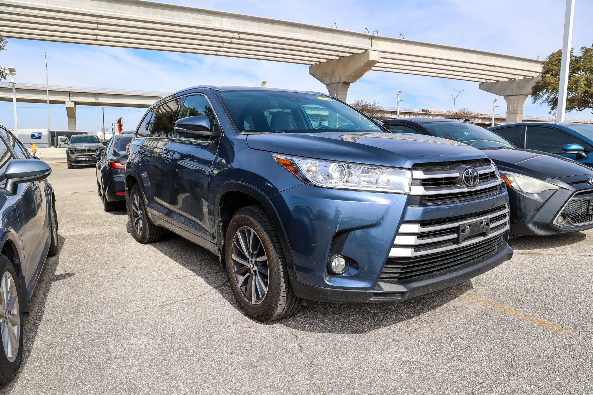 2018 Toyota HIGHLANDER XLE