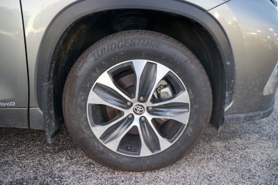 2026 Toyota Highlander Hybrid Hybrid XLE