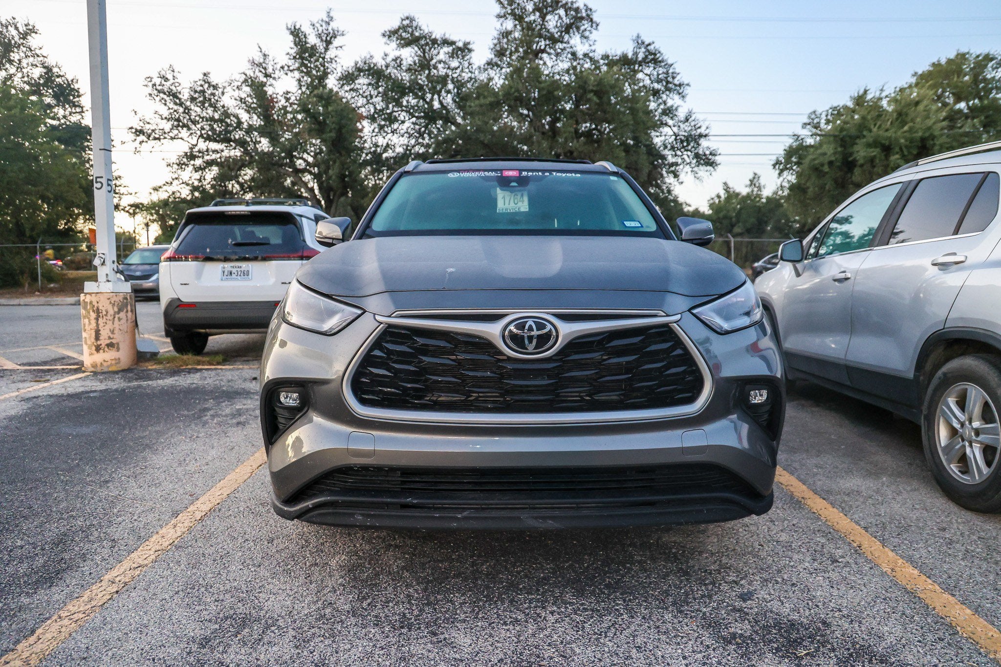 2026 Toyota Highlander Hybrid Hybrid XLE