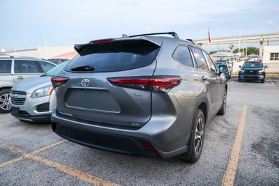 2026 Toyota Highlander Hybrid Hybrid XLE