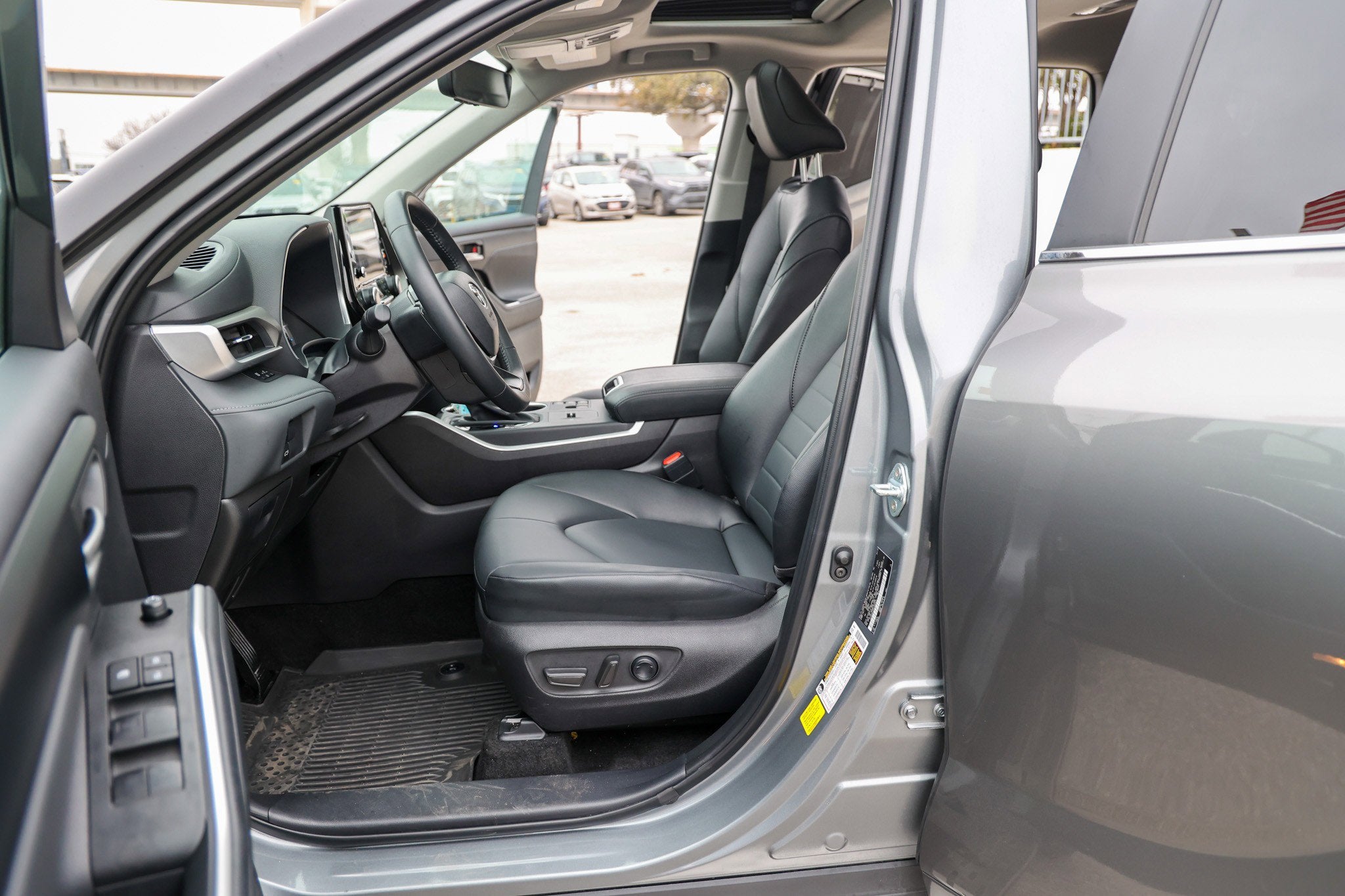 2025 Toyota HIGHLANDER HEV Hybrid XLE