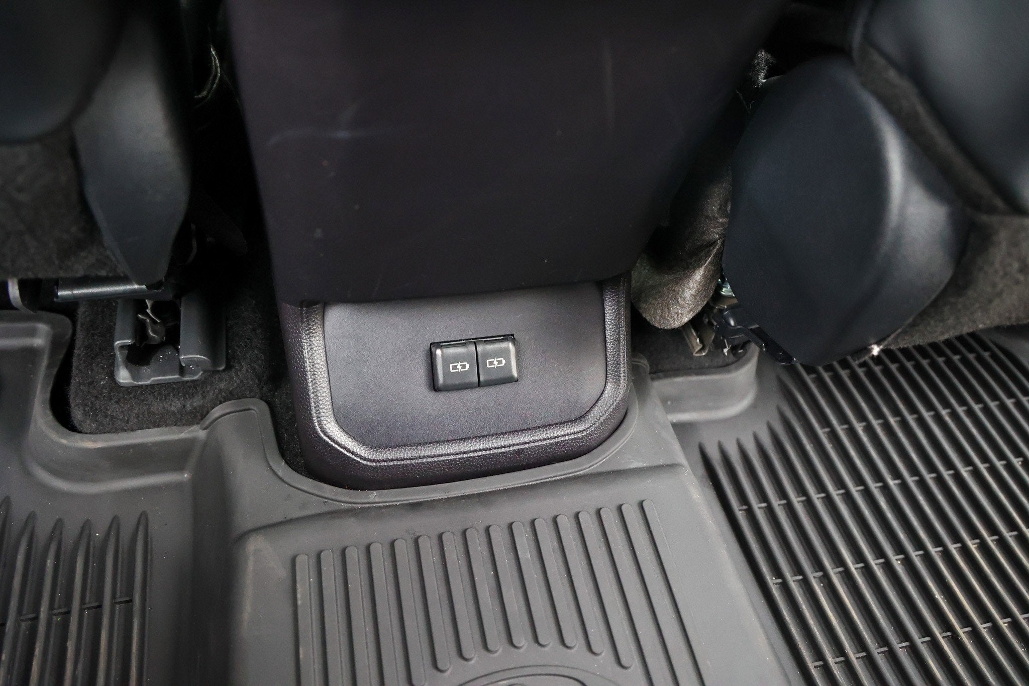 2025 Toyota HIGHLANDER HEV Hybrid XLE