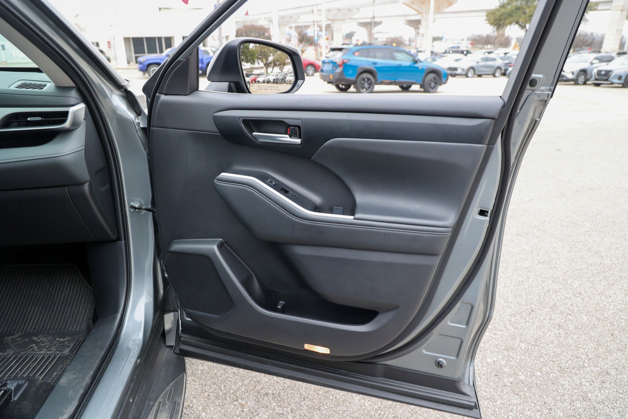 2025 Toyota HIGHLANDER HEV Hybrid XLE