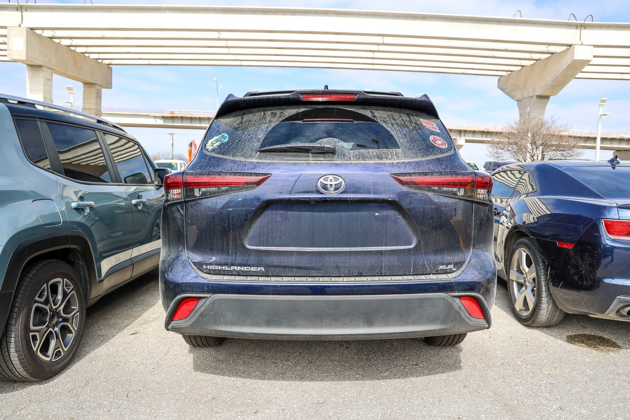 2025 Toyota HIGHLANDER XLE