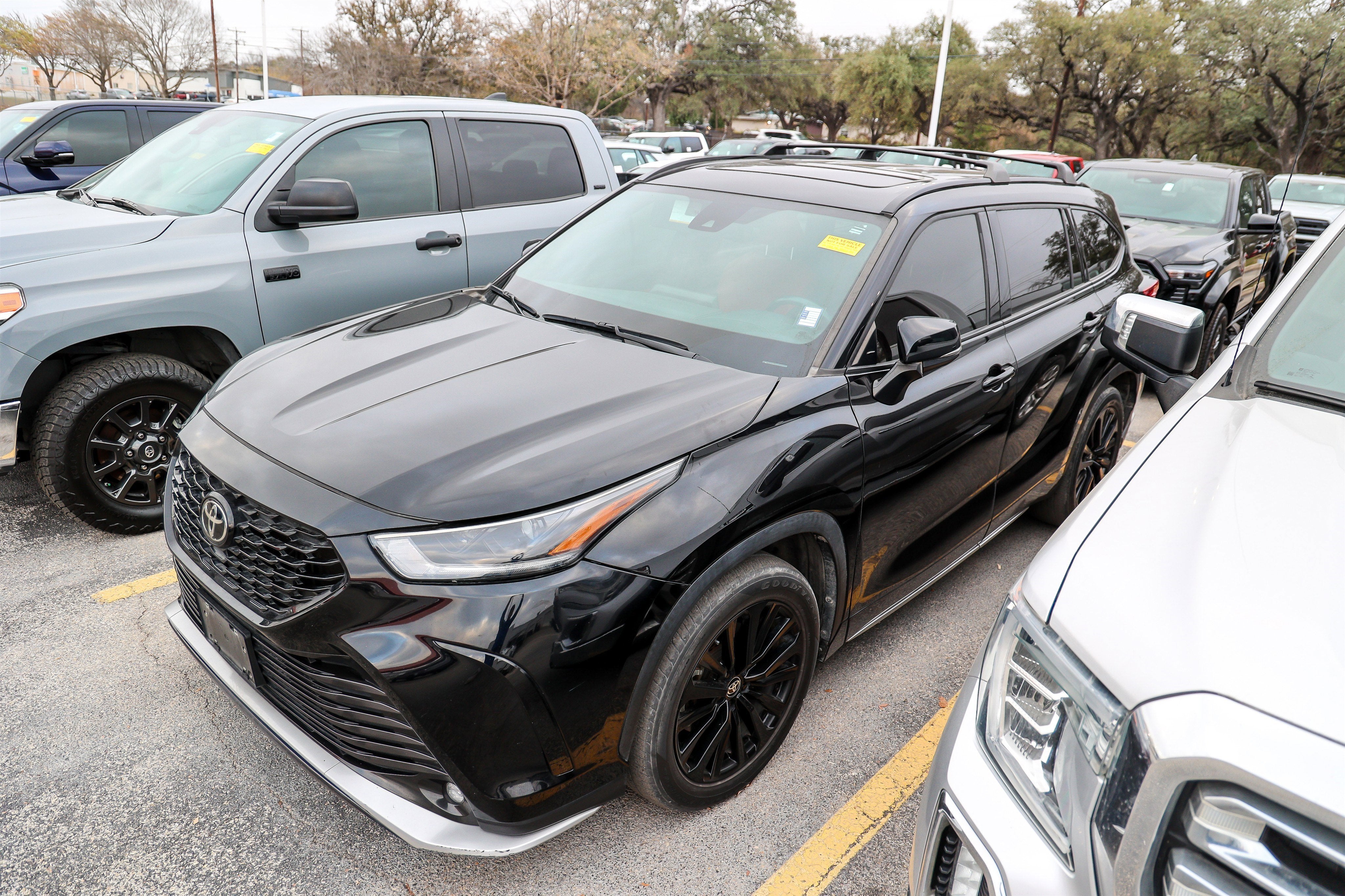 2023 Toyota HIGHLANDER XSE