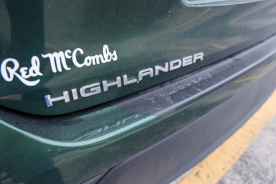 2025 Toyota Highlander LE