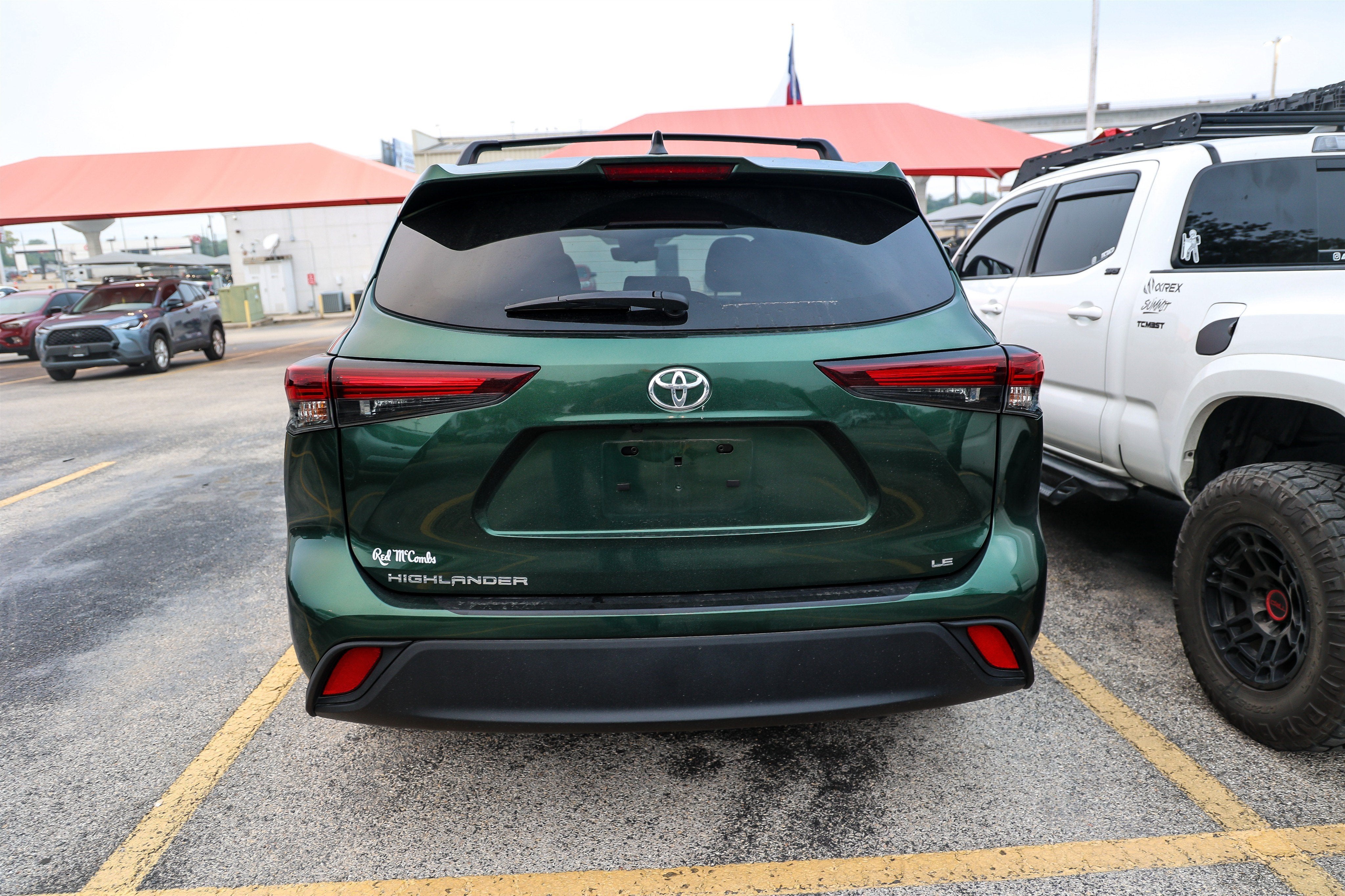 2025 Toyota Highlander LE