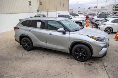 2024 Toyota HIGHLANDER LE