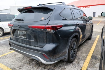 2025 Toyota Highlander XSE