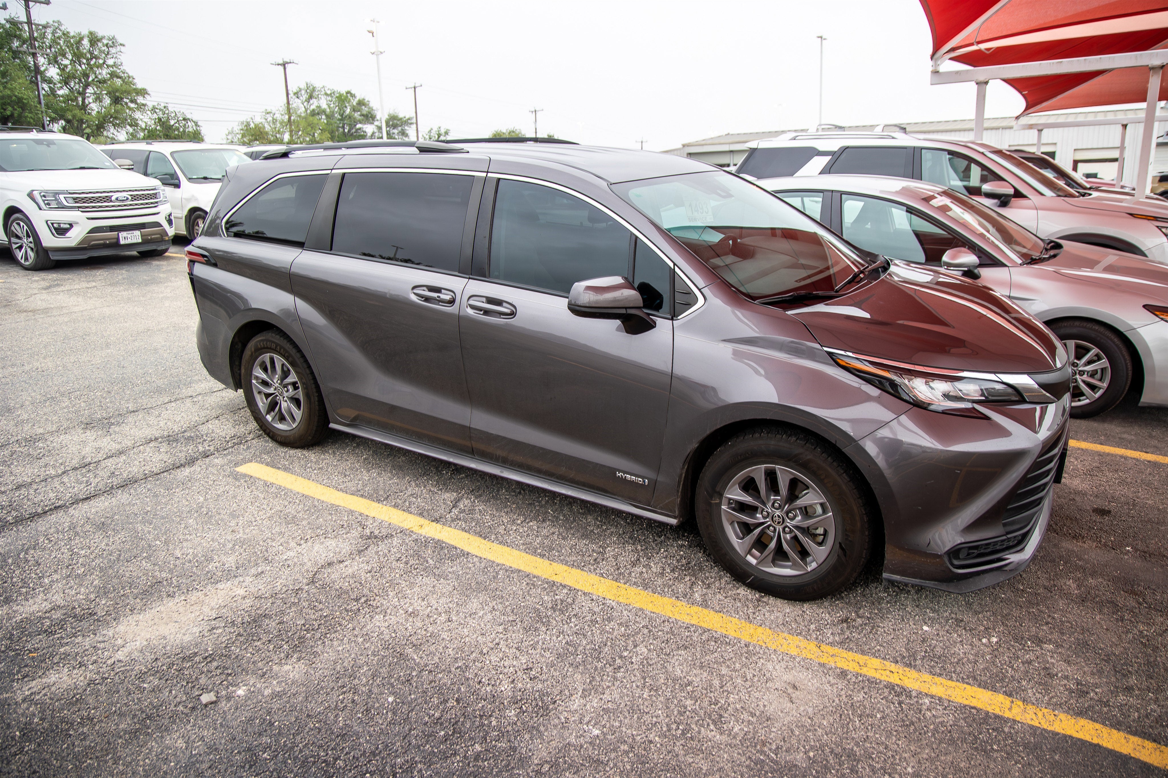 2021 Toyota Sienna LE