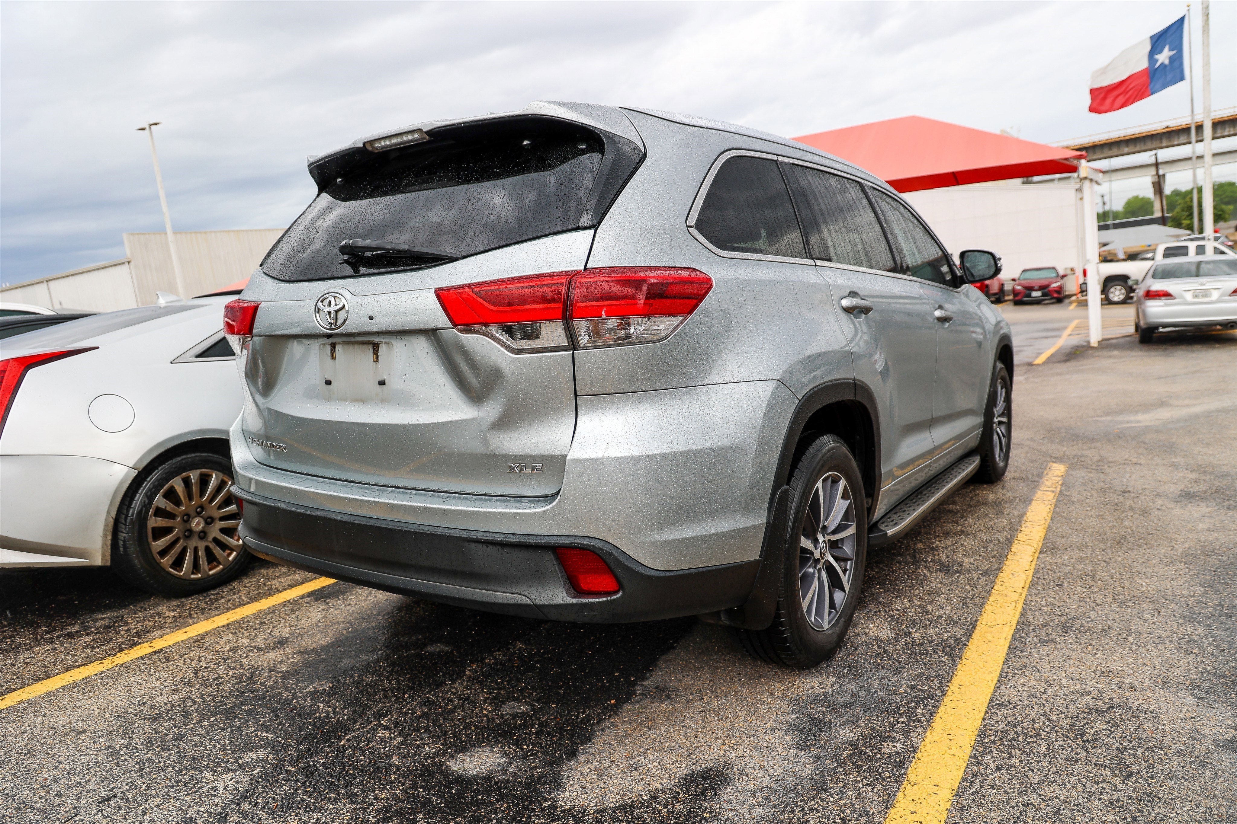 2017 Toyota Highlander SE