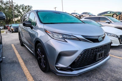 2021 Toyota Sienna XSE