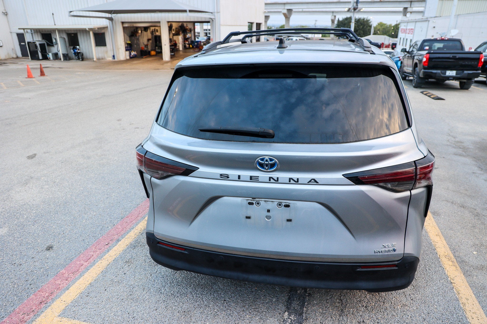 2024 Toyota Sienna XLE