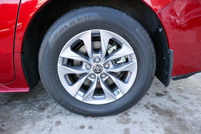 2022 Toyota SIENNA XLE XLE