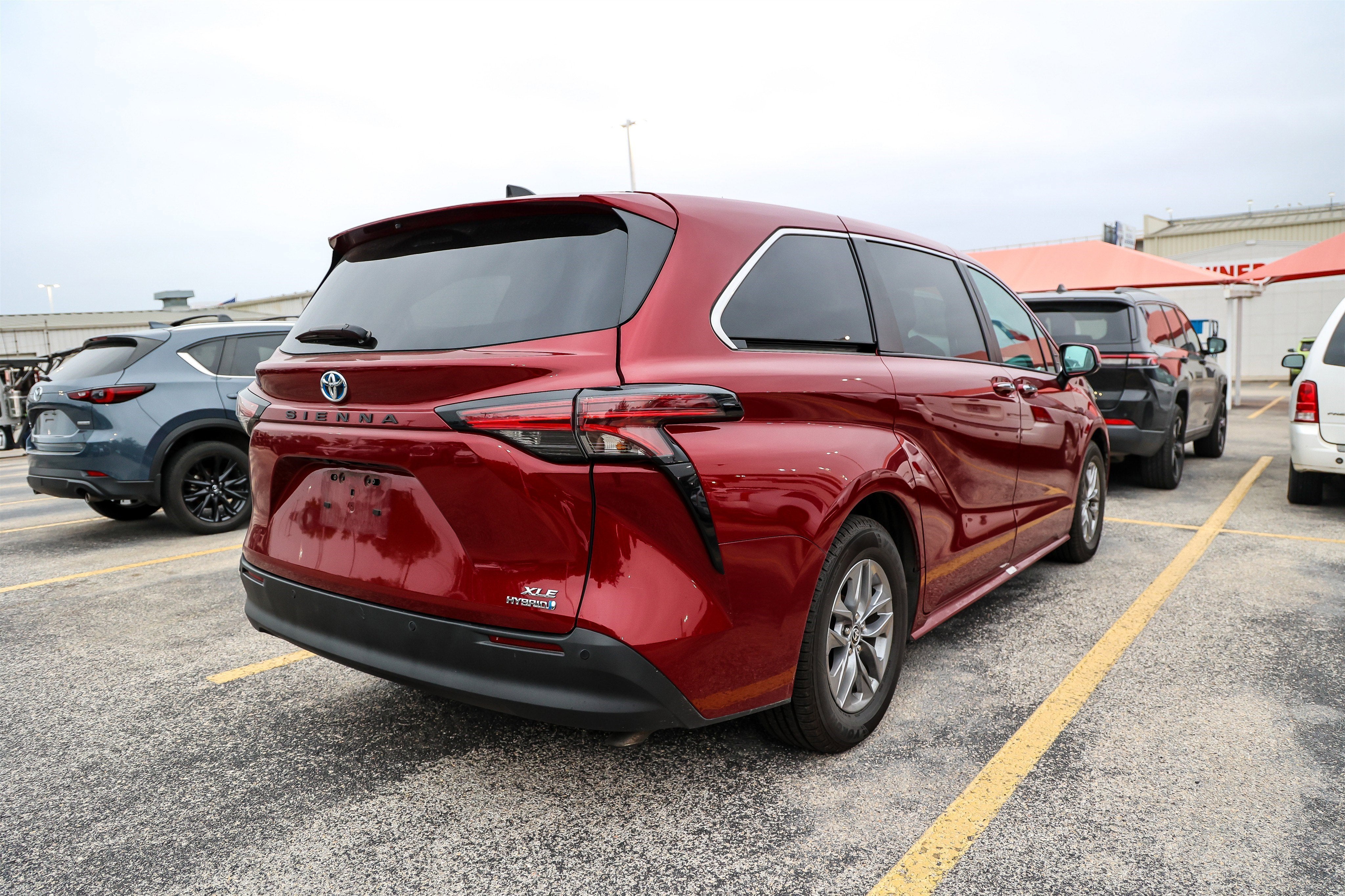2022 Toyota Sienna XLE