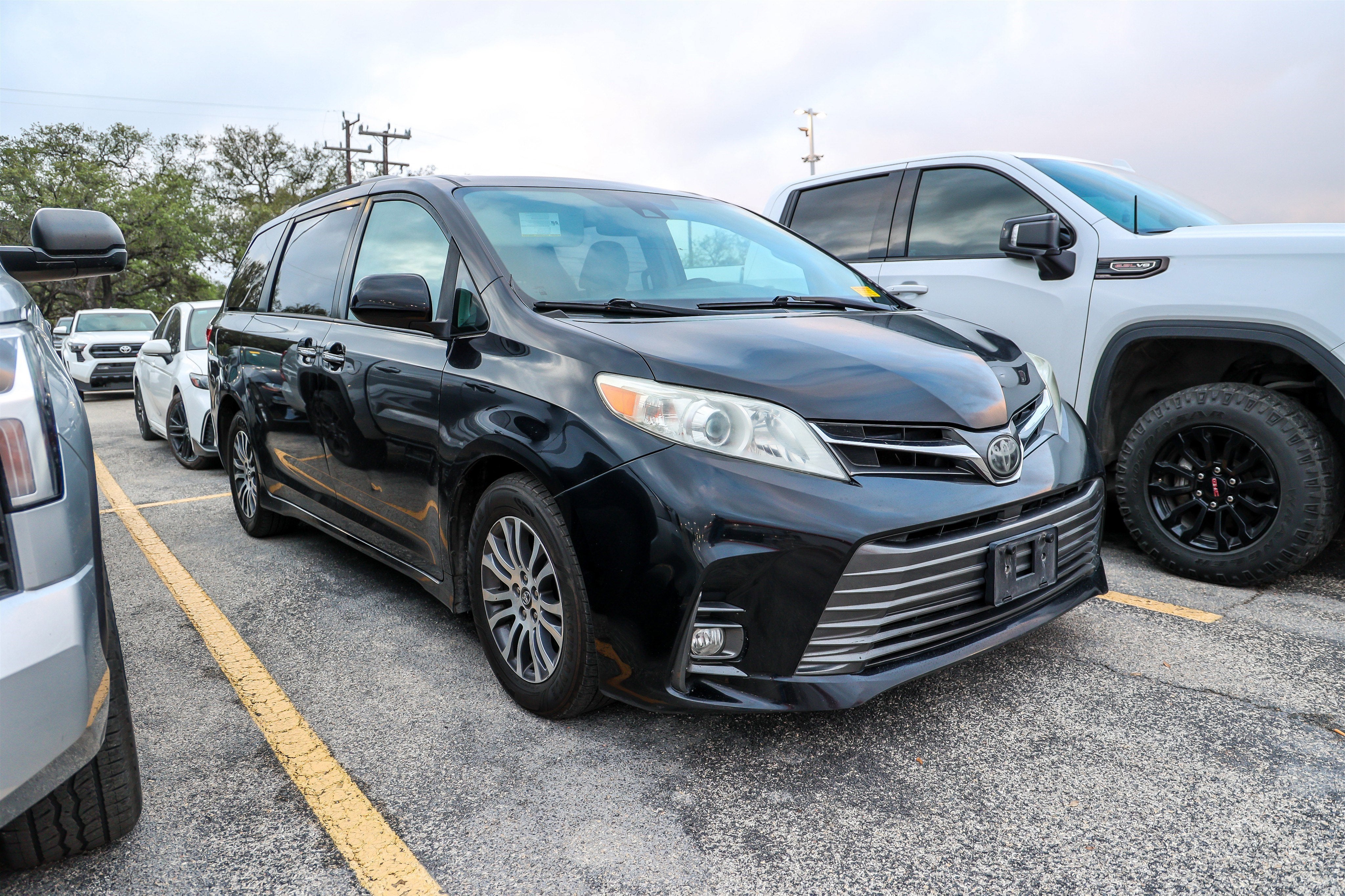 2019 Toyota Sienna XLE