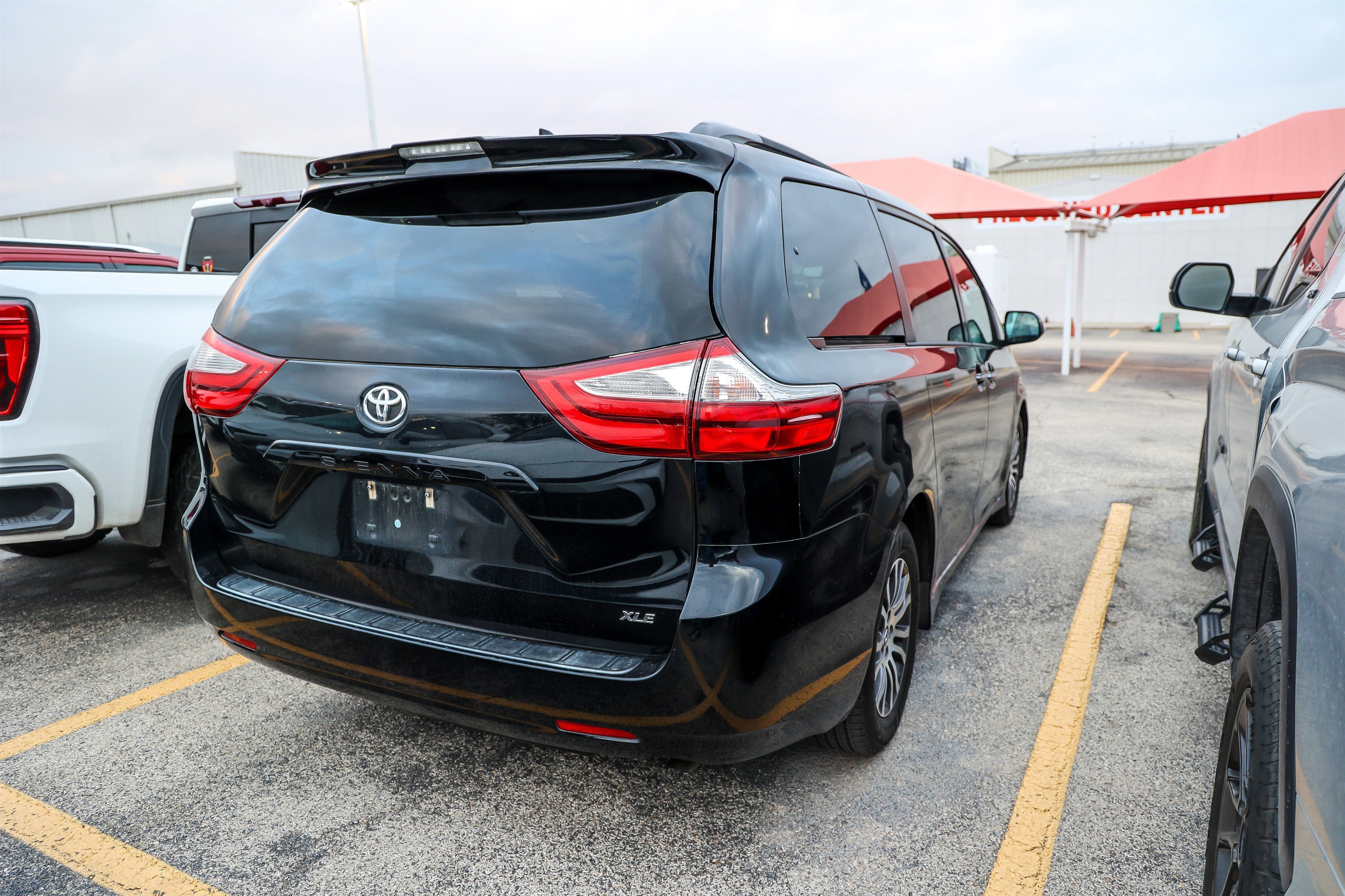 2019 Toyota Sienna XLE