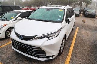 2023 Toyota Sienna Limited