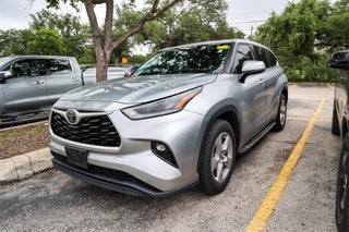 2021 Toyota Highlander LE