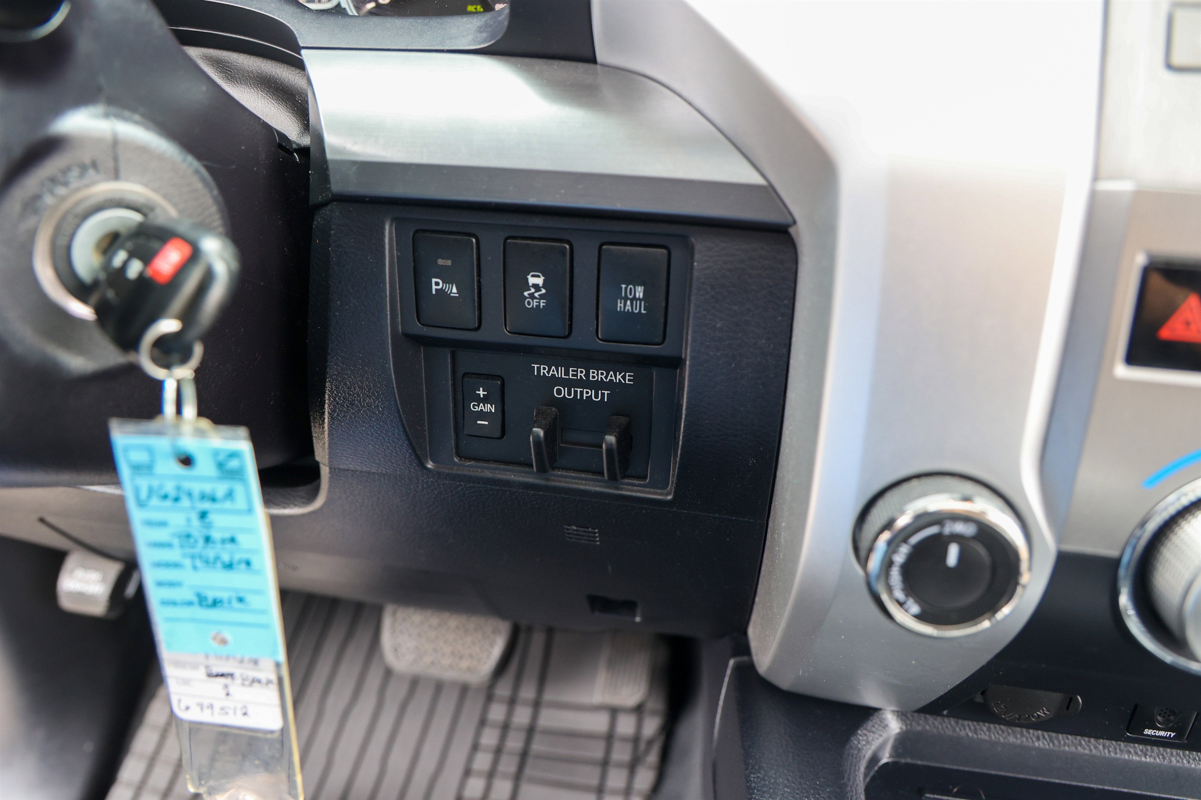 2018 Toyota TUNDRA 4X4 Platinum