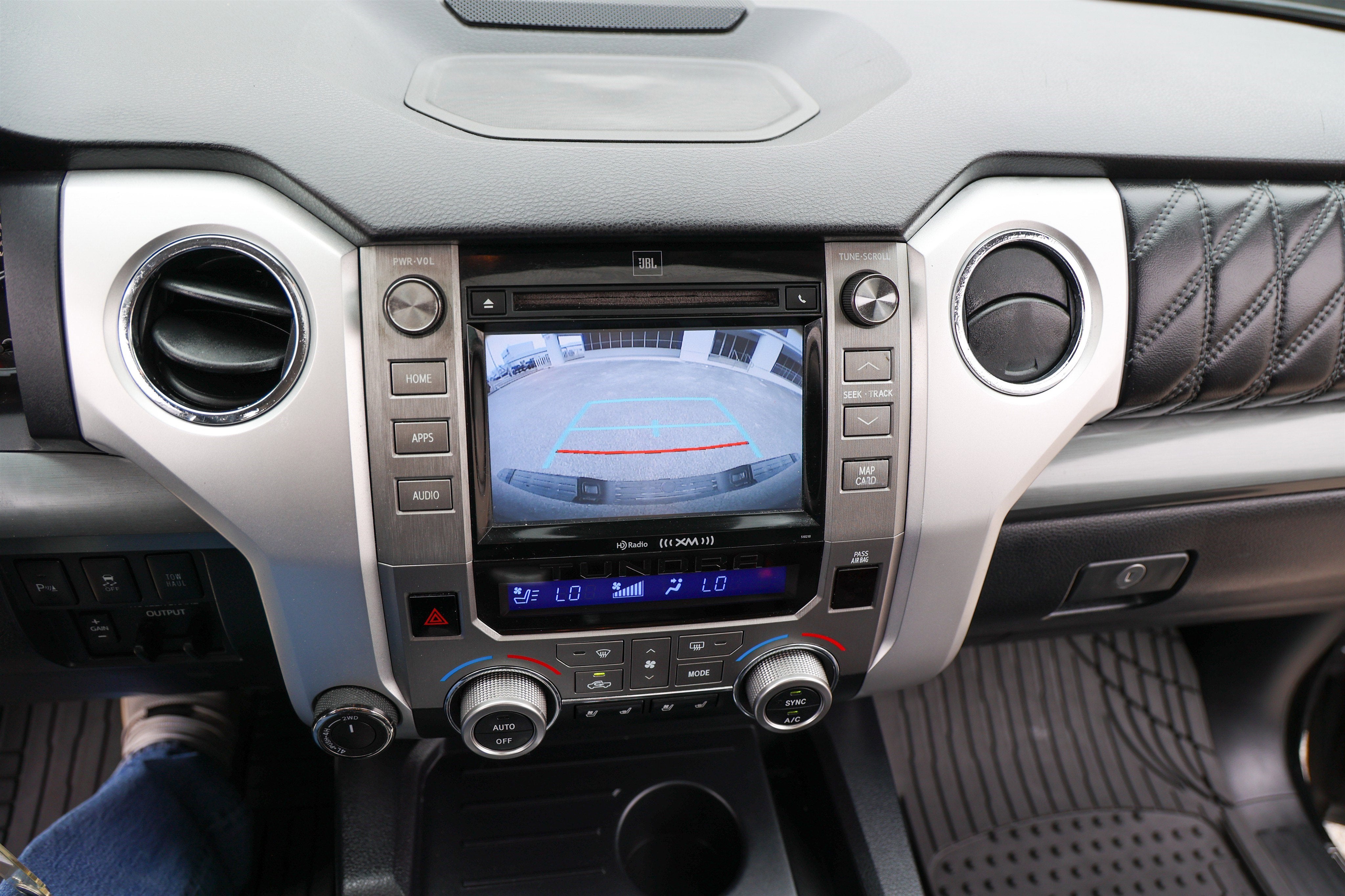 2018 Toyota TUNDRA 4X4 Platinum