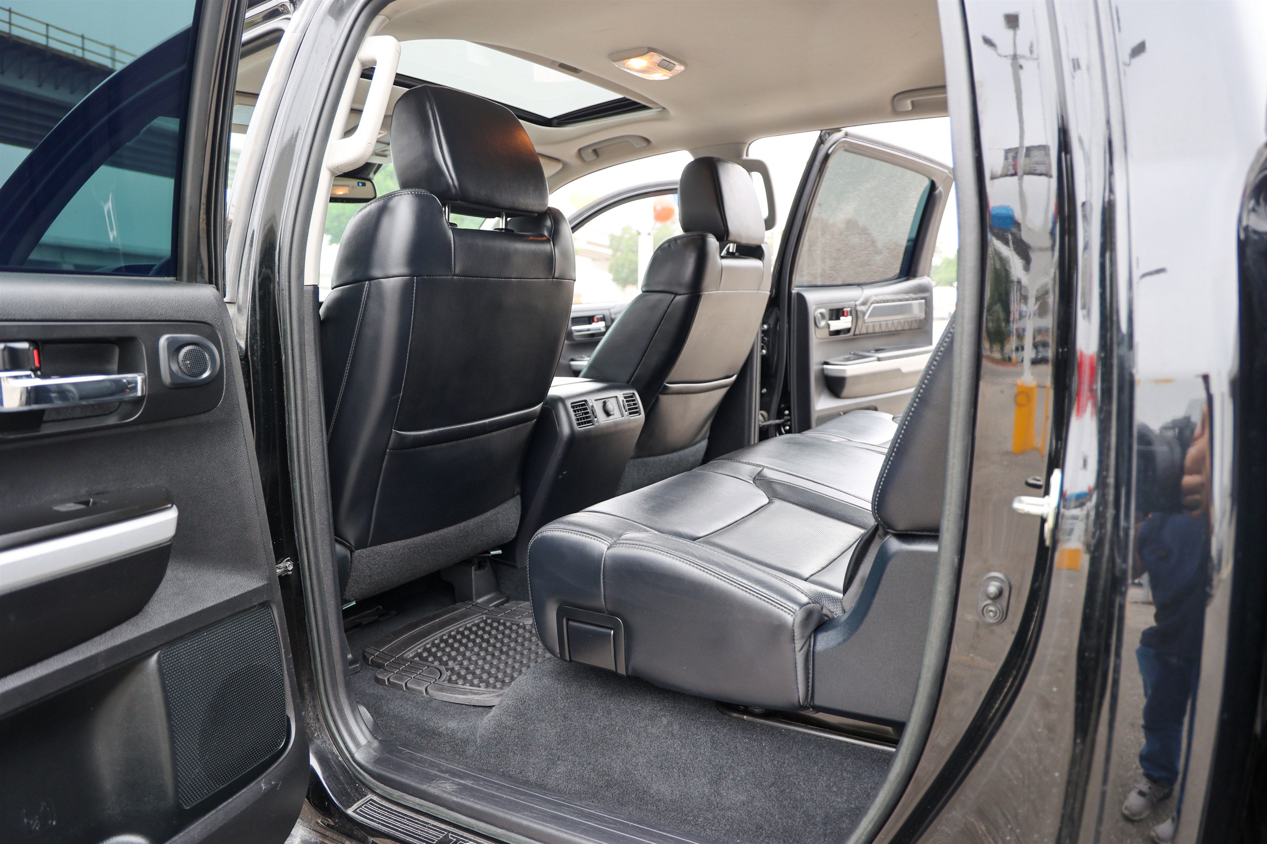 2018 Toyota TUNDRA 4X4 Platinum