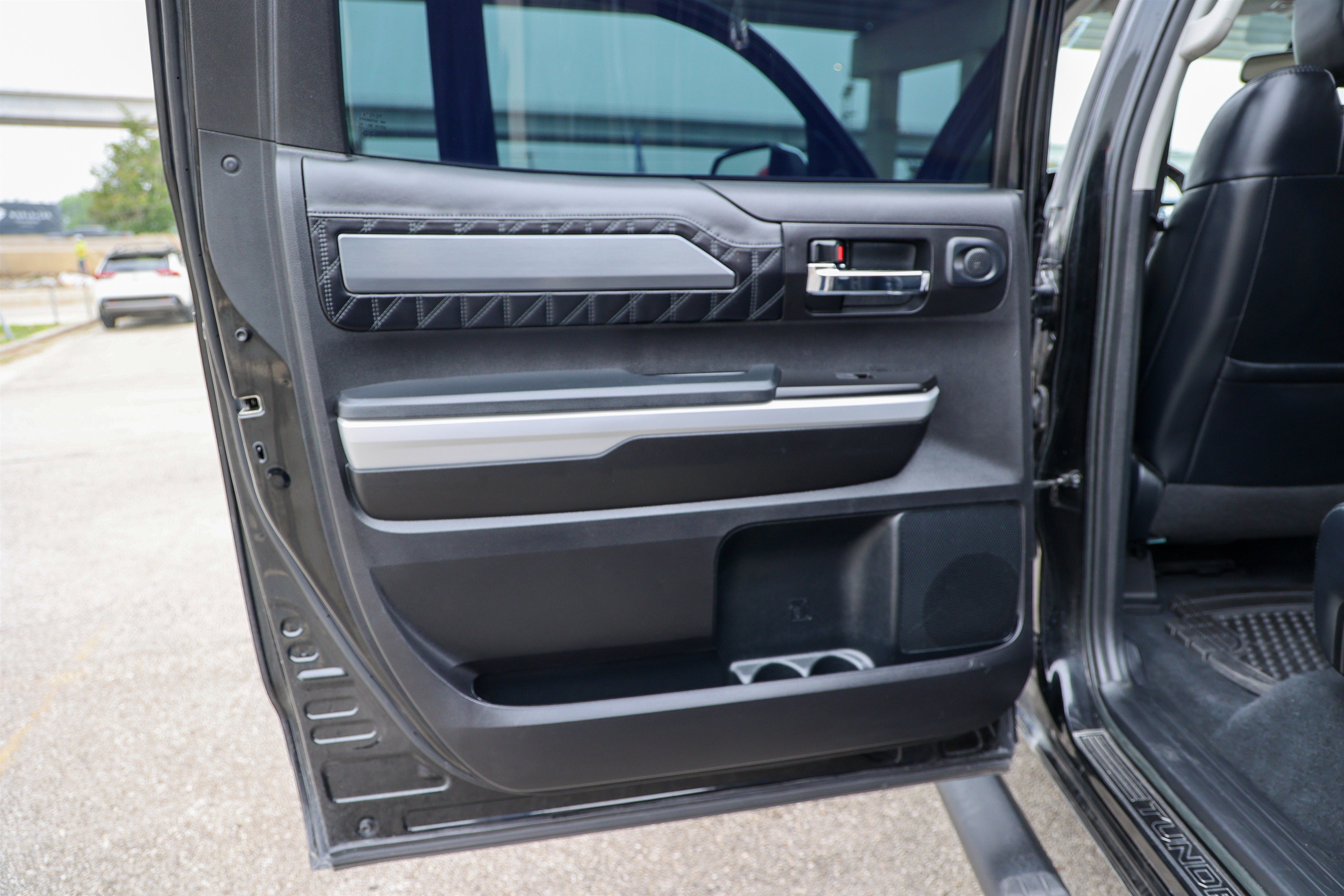 2018 Toyota TUNDRA 4X4 Platinum