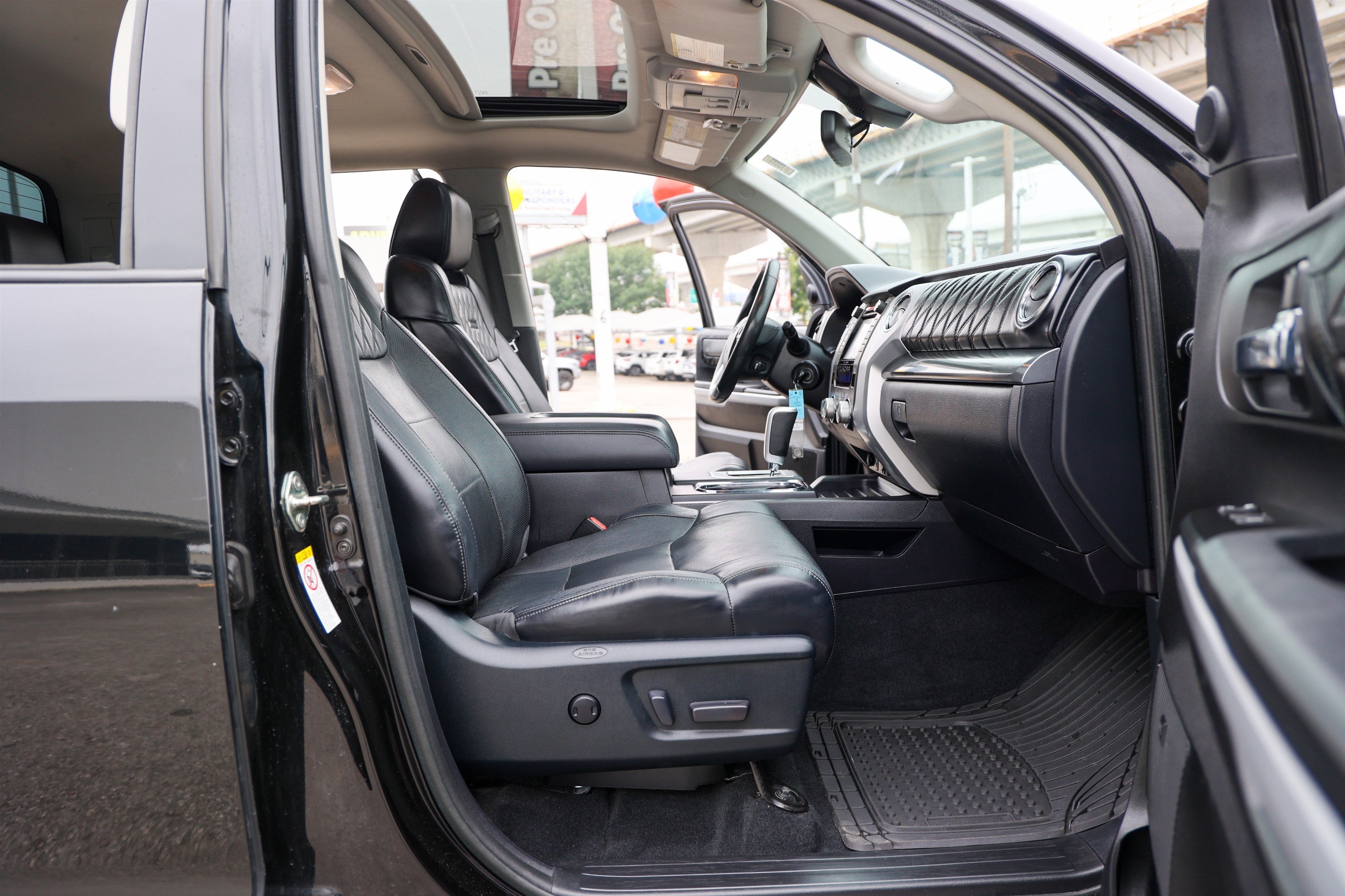 2018 Toyota TUNDRA 4X4 Platinum