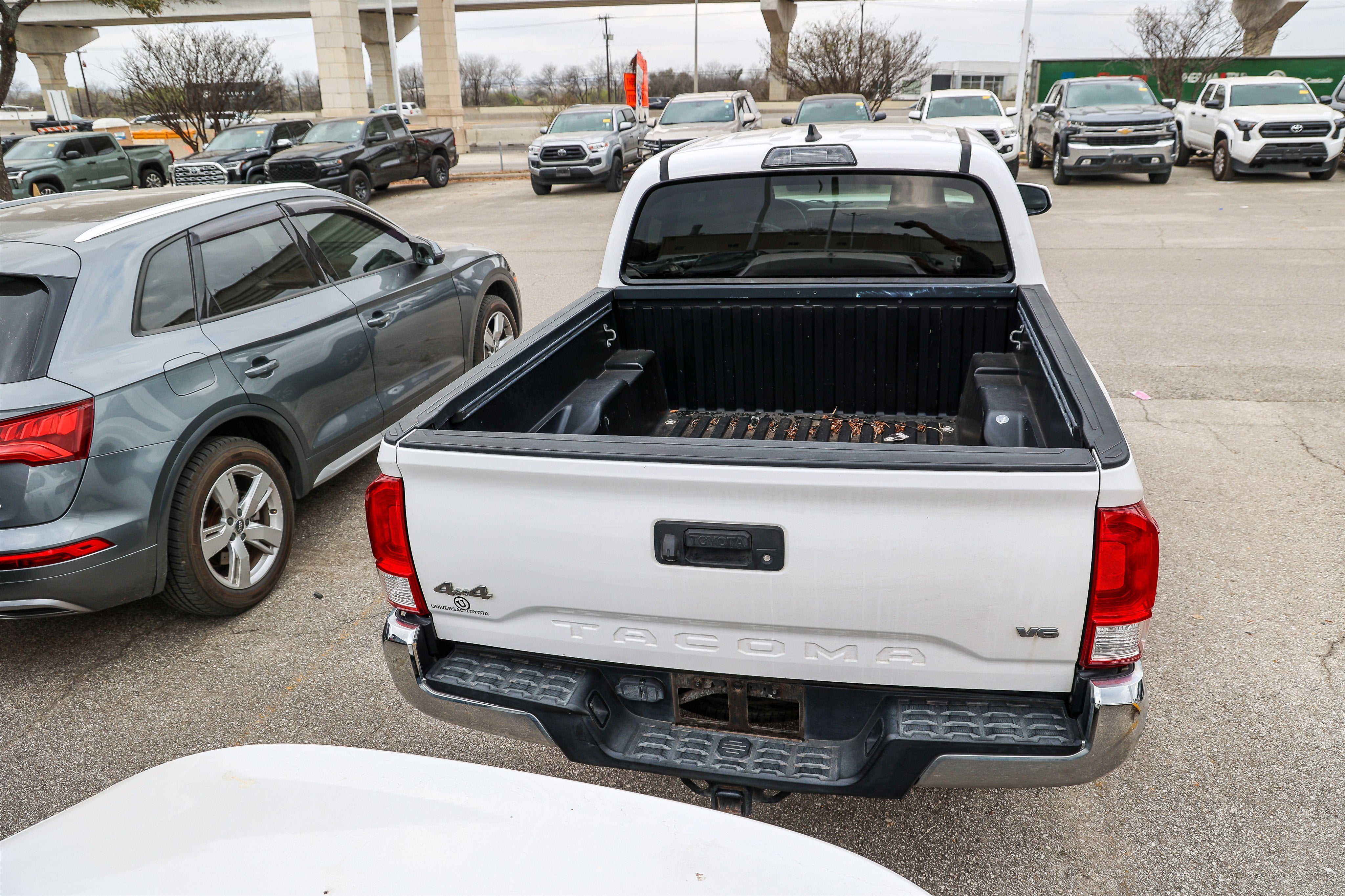 2017 Toyota TACOMA SR5 TRD Sport