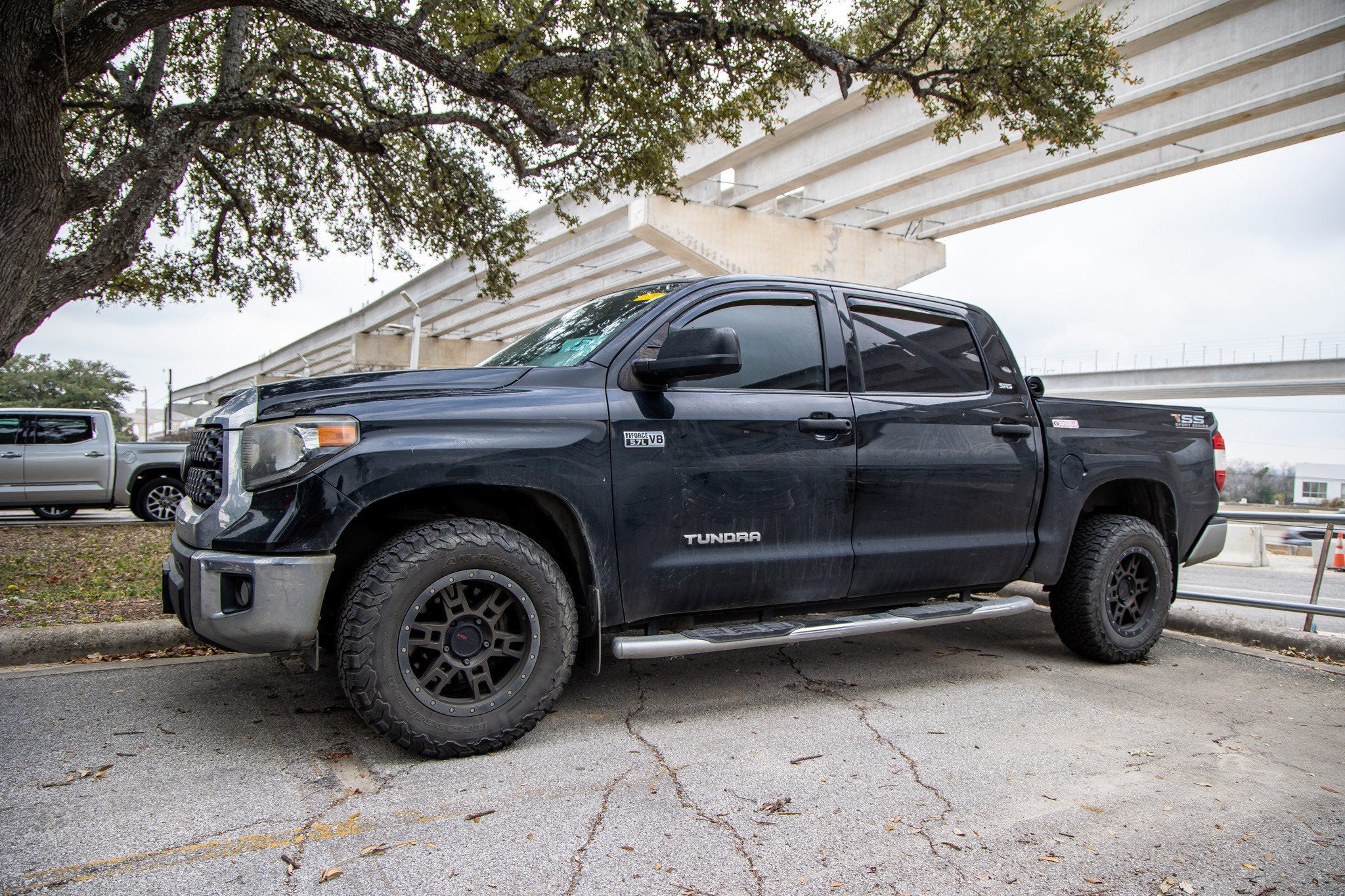 2020 Toyota TUNDRA 4X2 SR5