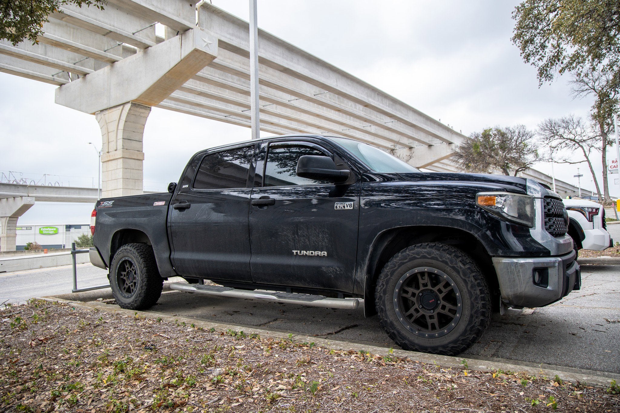 2020 Toyota TUNDRA 4X2 SR5