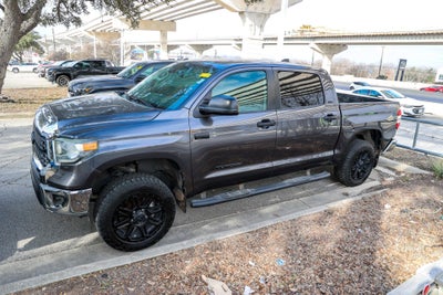 2020 Toyota TUNDRA 4X2 SR5