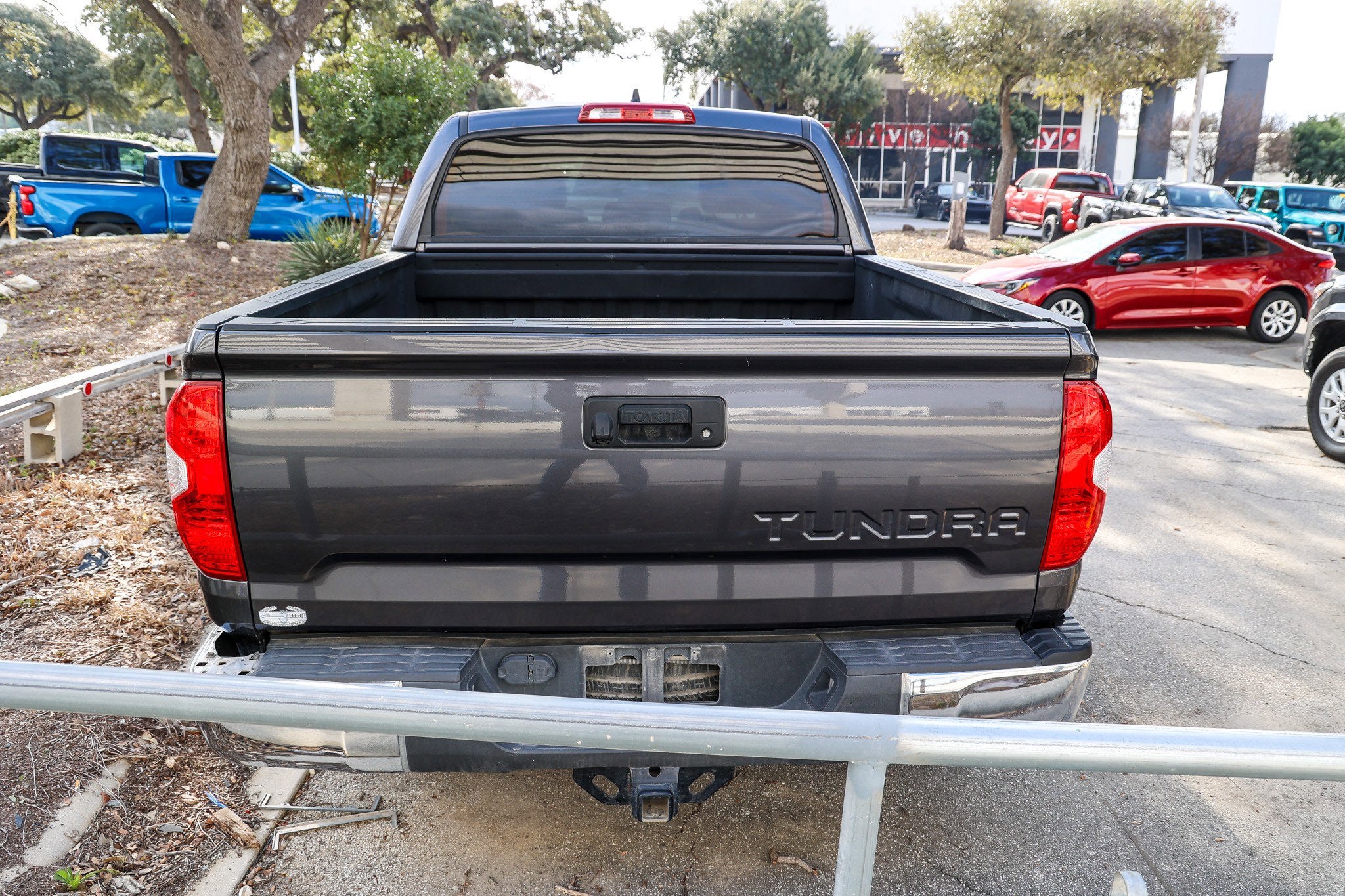 2020 Toyota TUNDRA 4X2 SR5